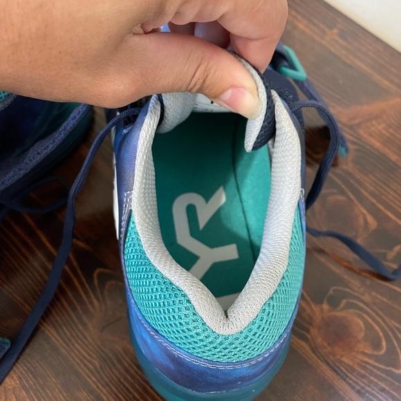 TYR L-1 Lifter Shoes Mens Size 8 Womens 9.5 Retired Color Blue Cosmic Navy - Picture 11 of 16